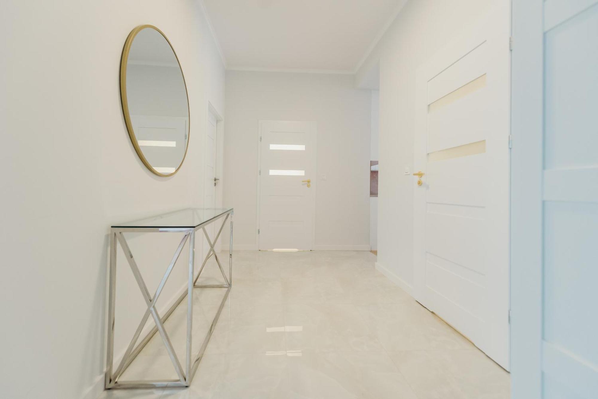 3 Bedrooms Premium Bella Rosa For 8 Guests With Ac And Underground Parking Rzeszow Exterior photo